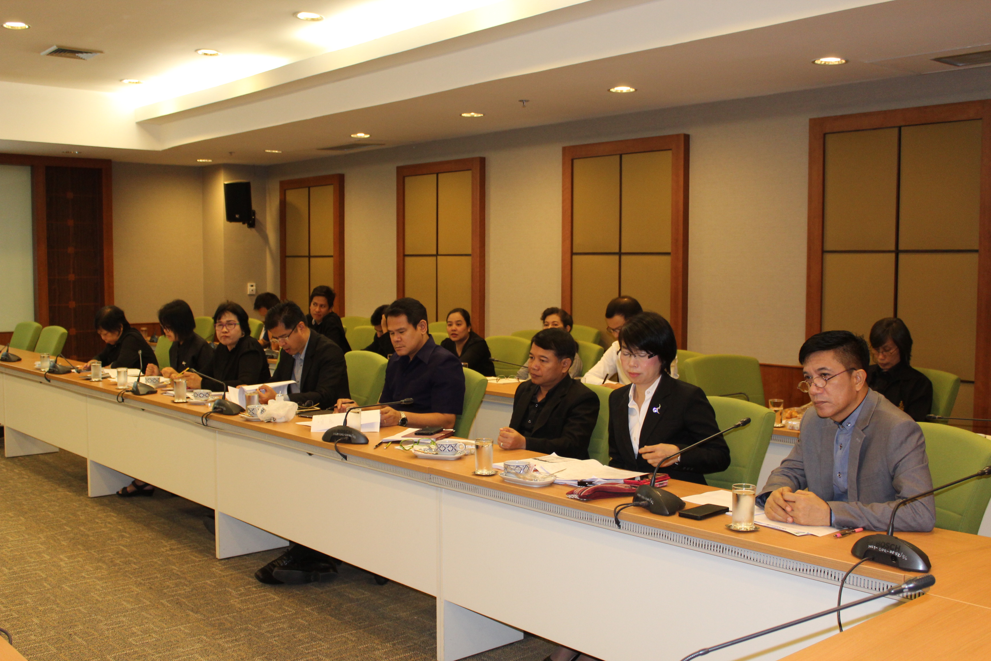 อำนวยการสำนักเสริมสร้างความเข้มแข็งชุมชน เป็นประธานการประชุมสำนักเสริมสร้างความเข้มแข็งชุมชน ครั้งที่ 7/2560