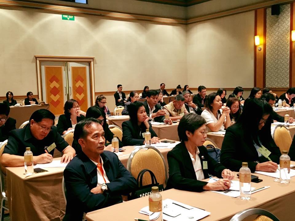 นายอภิชาติ โตดิลกเวชช์ อธิบดีกรมการพัฒนาชุมชน เป็นประธานเปิดงานโครงการประชุมสร้างความเข้าใจการขับเคลื่อนโครงการแก่ผู้ปฏิบัติในระดับพื้นที่