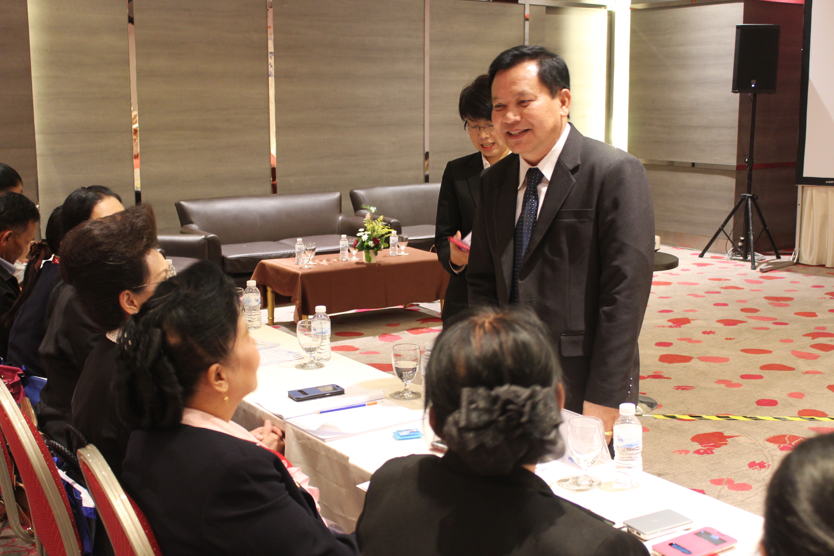 โครงการประชุมทีมสนับสนุนการขับเคลื่อนกิจกรรมการน้อมนำหลักปรัชญาของเศรษฐกิจพอเพียงไปสู่การปฎิบัติ ระดับประเทศ