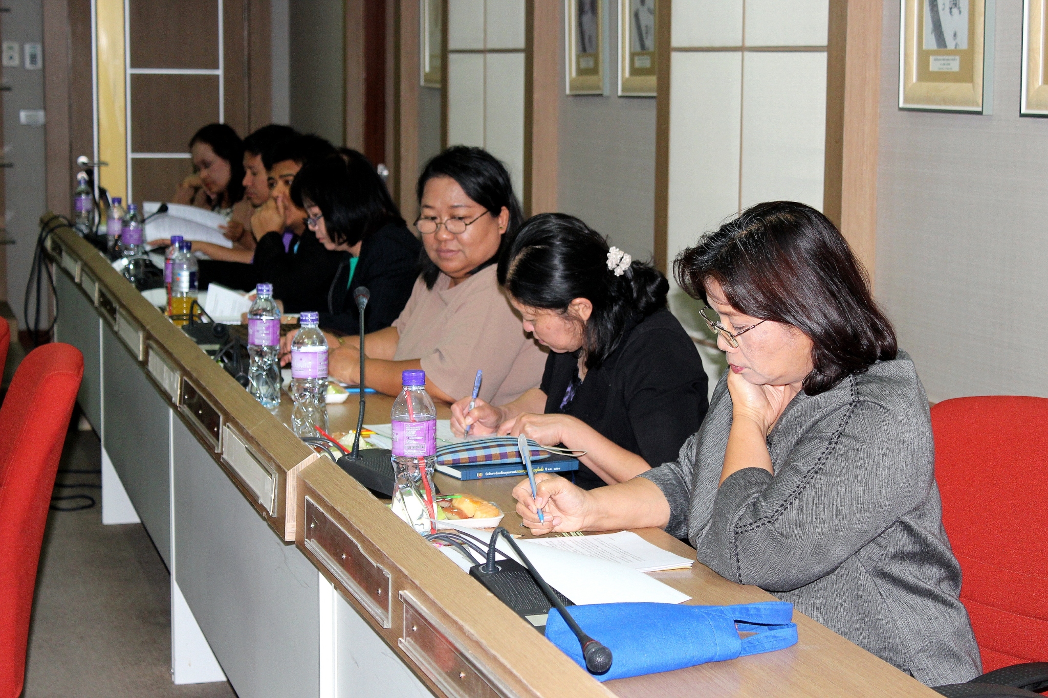 การประชุม” คณะกรรมการอำนวยการและคณะทำงานรับผิดชอบการดำเนินงานทอดผ้าป่ากองทุนพัฒนาเด็กชนบท ในพระราชูปถัมภ์สมเด็จพระเทพรัตนราชสุดาฯ สยามบรมราชกุมารี ประจำปี ๒๕๖๑”
