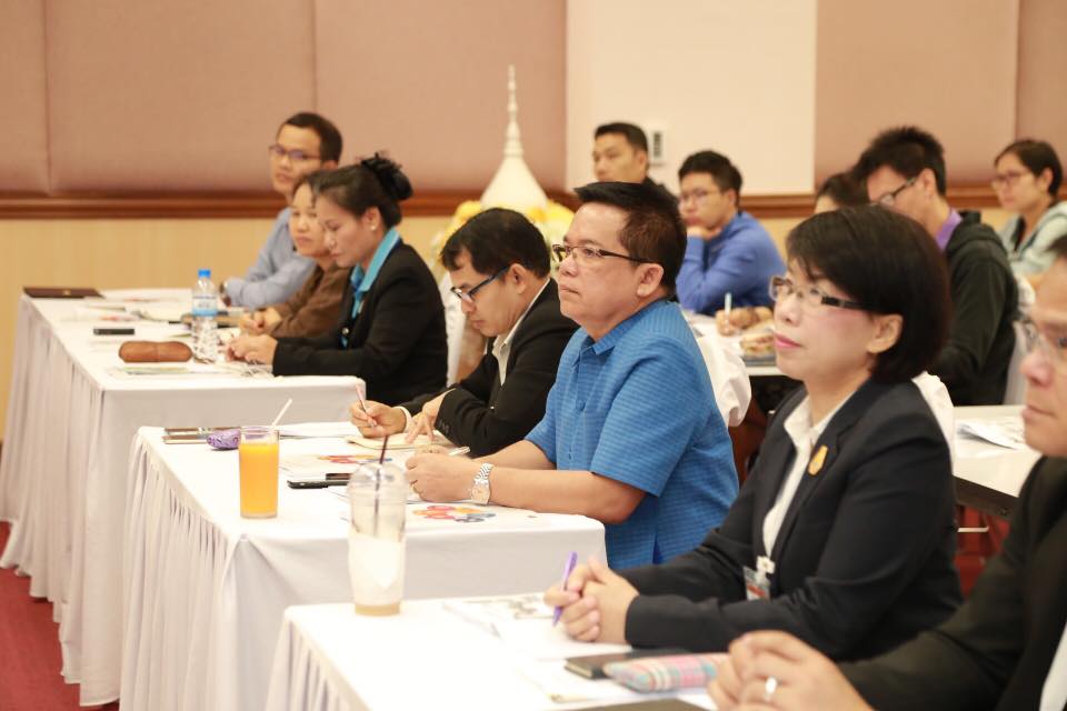 พช. สร้างสรรค์ความคิดพิชิตงาน