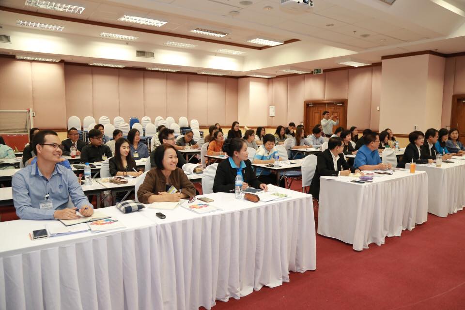 พช. สร้างสรรค์ความคิดพิชิตงาน