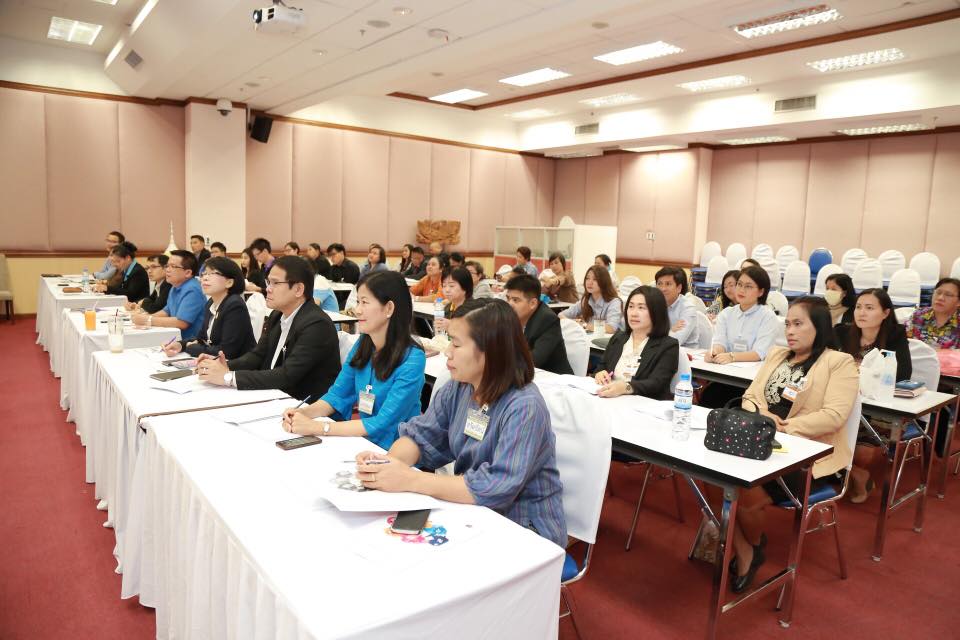 พช. สร้างสรรค์ความคิดพิชิตงาน