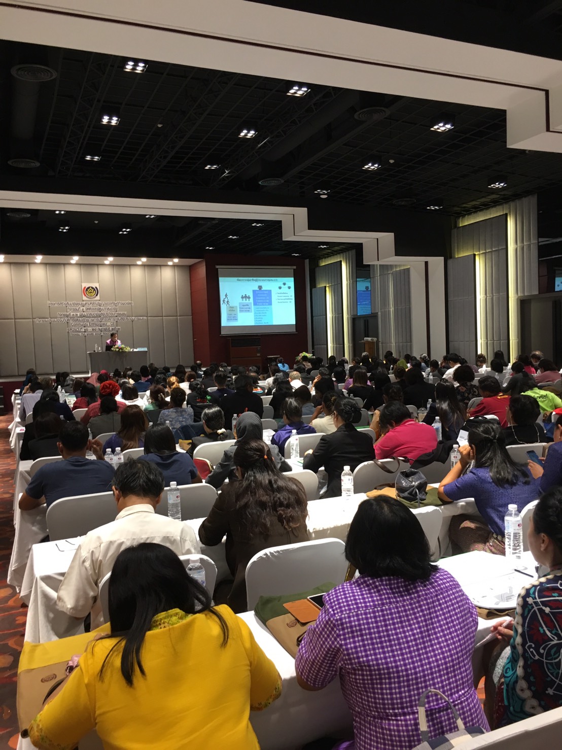 โครงการ ประชุมเชิงปฏิบัติการพัฒนาศักยภาพการบริหารจัดการตามโครงการสร้างสัมมาชีพชุมชนตามหลักปรัชญาของเศรษฐกิจพอเพียง