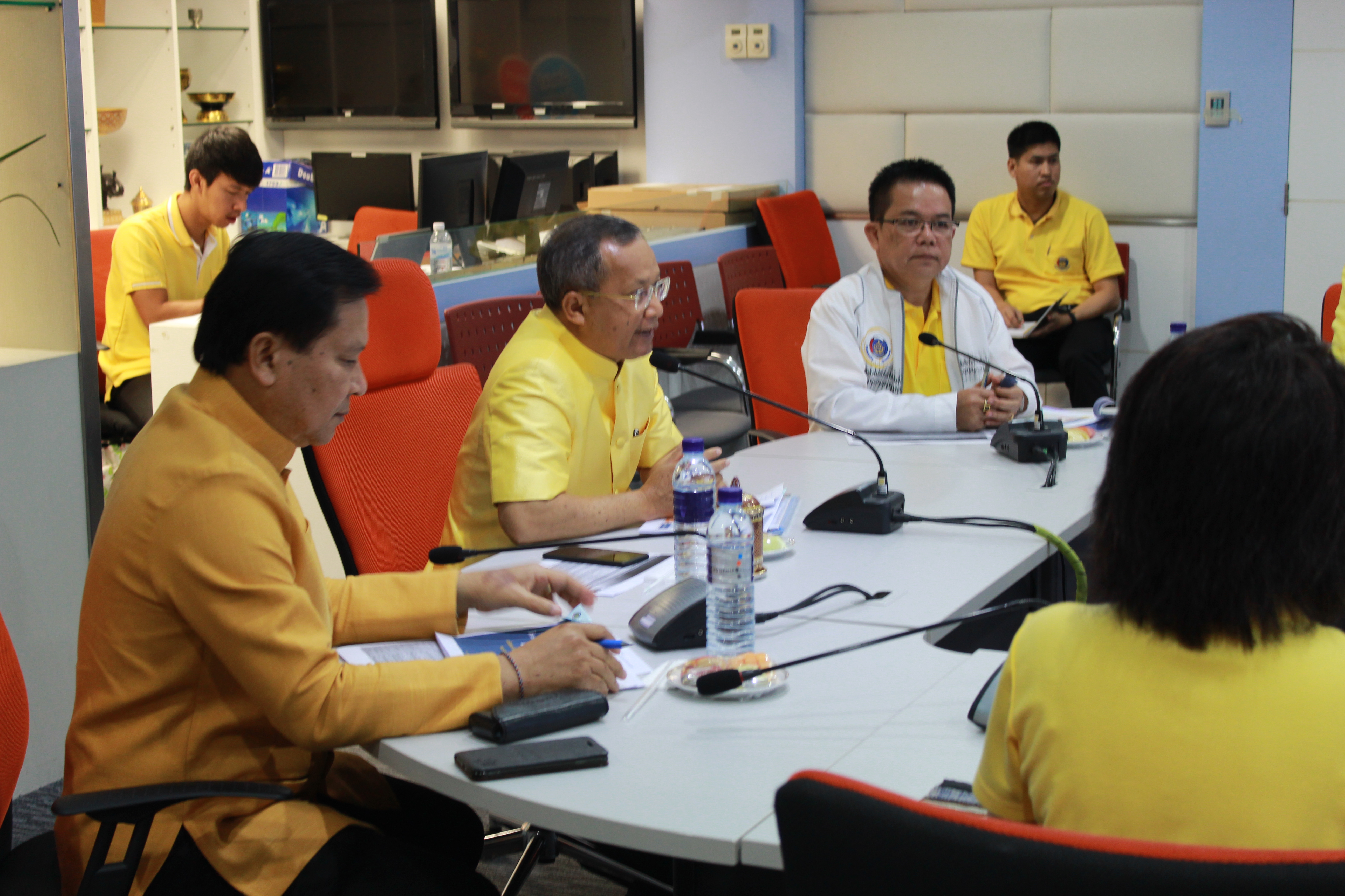 ประชุมโครงการหมู่บ้านเศรษฐกิจพอเพียง “มั่นคง มั่งคั่ง ยั่งยืน” เฉลิมพระเกียรติ ผ่านระบบ VDO Conference ?