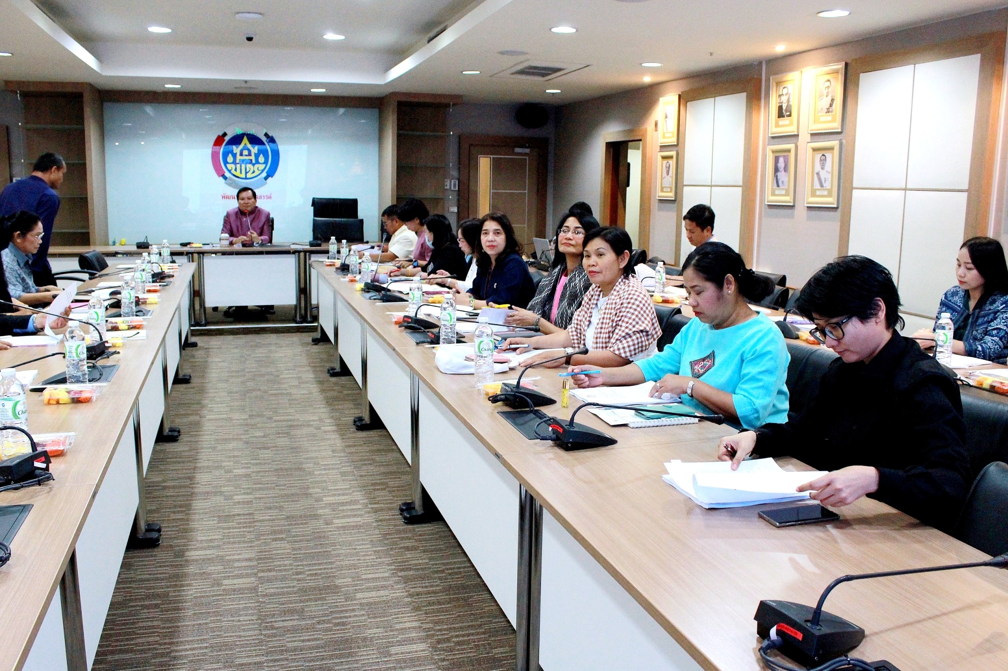 ประชุมฯเพื่อขับเคลื่อนงานกองทุนพัฒนาเด็กชนบท
