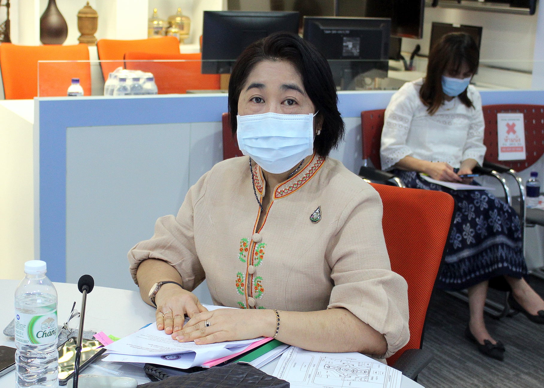 ผู้อำนวยการสำนักเสริมสร้างความเข้มแข็งชุมชน ประธานการประชุม” ติดตามความก้าวคณะทำงานรับผิดชอบการดำเนินงานทอดผ้าป่าสมทบกองทุนพัฒนาเด็กชนบท