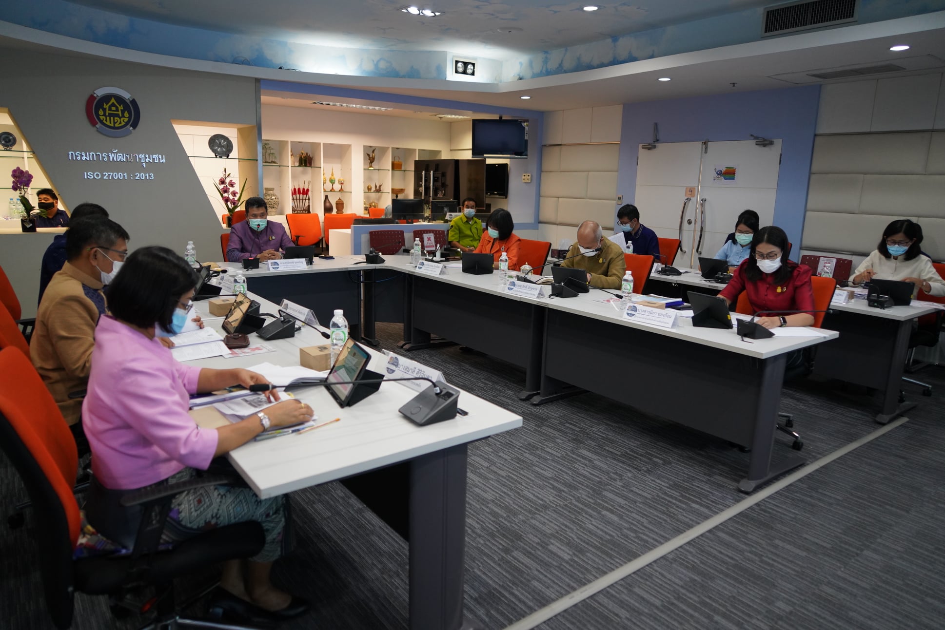 พช. เปิดตัวแพลตฟอร์มออนไลน์ “โคก หนอง นา พัฒนาชุมชน” บริการสารสนเทศเพื่อประชาชน มุ่งเน้นในการข้อมูล สื่อสารแลกเปลี่ยนองค์ความรู้ ในการขับเคลื่อนโครงการพัฒนาคุณภาพชีวิตตามหลักทฤษฎีใหม่