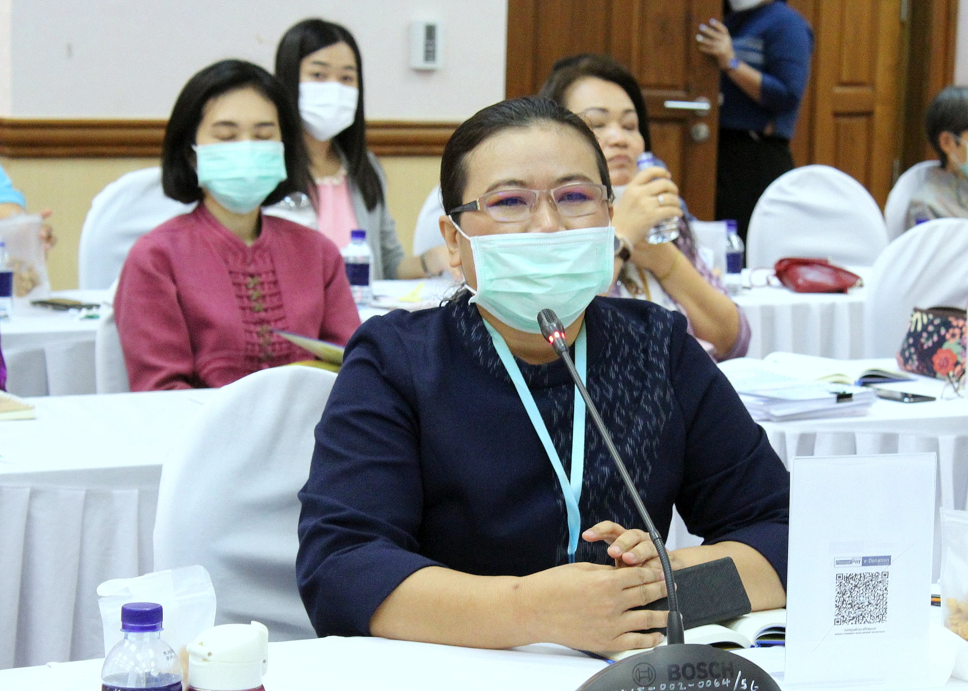 นางสาวนิภา ทองก้อน ผู้อำนวยการสำนักเสริมสร้างความเข้มแข็งชุมชน เป็นประธานการประชุมสำนักฯ ครั้งที่ 1/2565