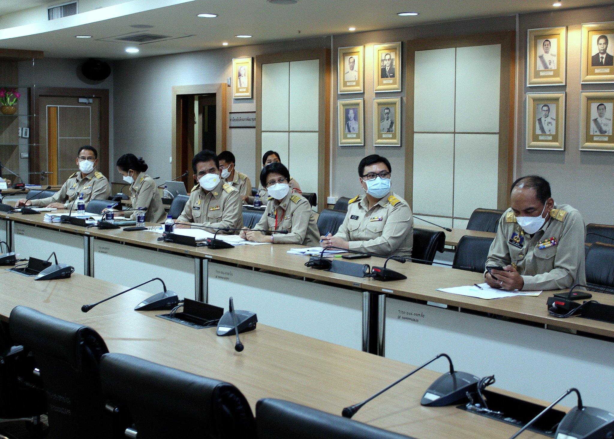 นายสมคิด จันทมฤก อธิบดีกรมการพัฒนาชุมชน เป็นประธานการประชุม “คณะทำงานพัฒนาชุมชนขับเคลื่อนการแก้ไขปัญหาช้างป่าพื้นที่รอยต่อ 5 จังหวัดภาคตะวันออก” ครั้งที่ 1/2565
