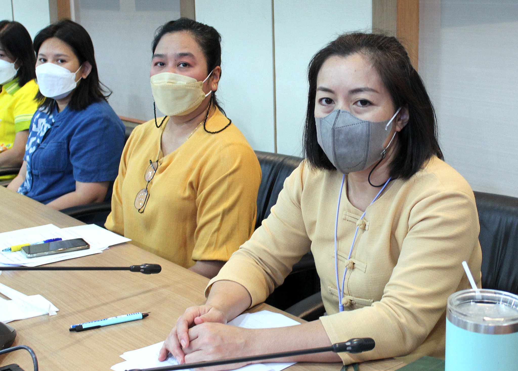 นายรังสรรค์ หังสนาวิน ผู้อำนวยการกลุ่มงานส่งเสริมการบริหารจัดการชุมชน เป็นประธานการประชุมสำนักเสริมสร้างความเข้มแข็งชุมชน