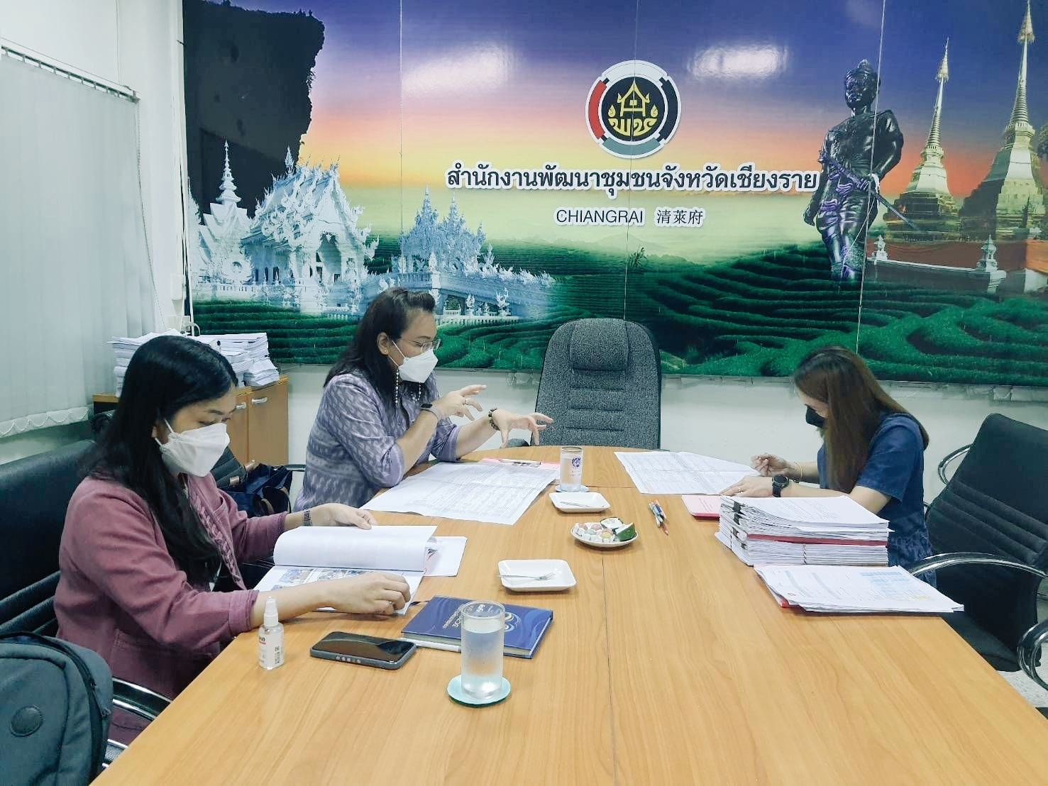 การติดตามการดำเนินงานโครงการ​พัฒนาพื้นที่ต้นแบบการพัฒนาคุณภาพชีวิตตามหลักทฤษฎีใหม่ ประยุกต์สู่ “โคก หนอง นา โมเดล” จังหวัดเชียงราย