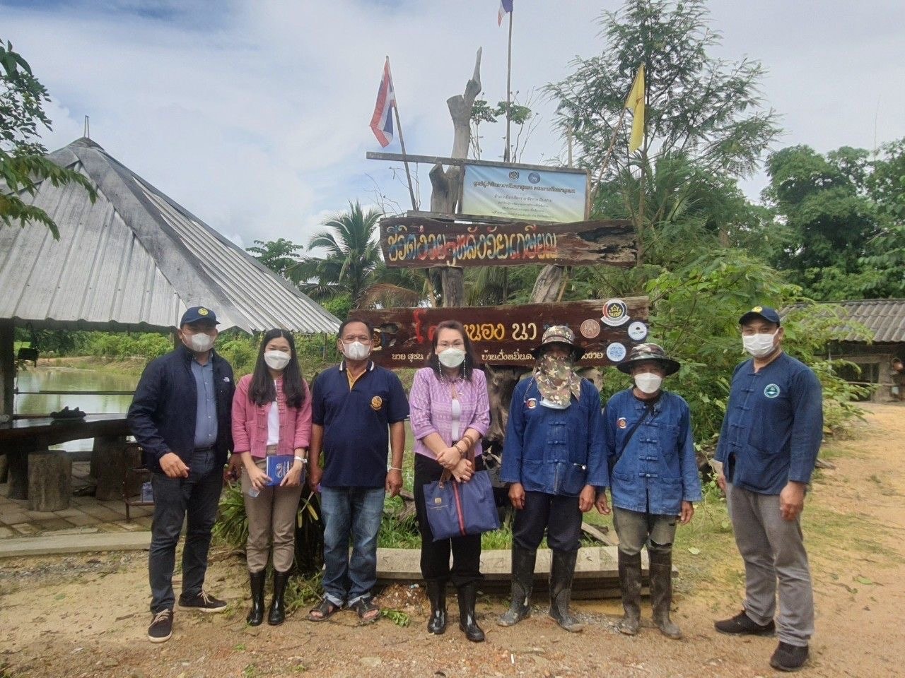 การติดตามการดำเนินงานโครงการ​พัฒนาพื้นที่ต้นแบบการพัฒนาคุณภาพชีวิตตามหลักทฤษฎีใหม่ ประยุกต์สู่ “โคก หนอง นา โมเดล” จังหวัดเชียงราย