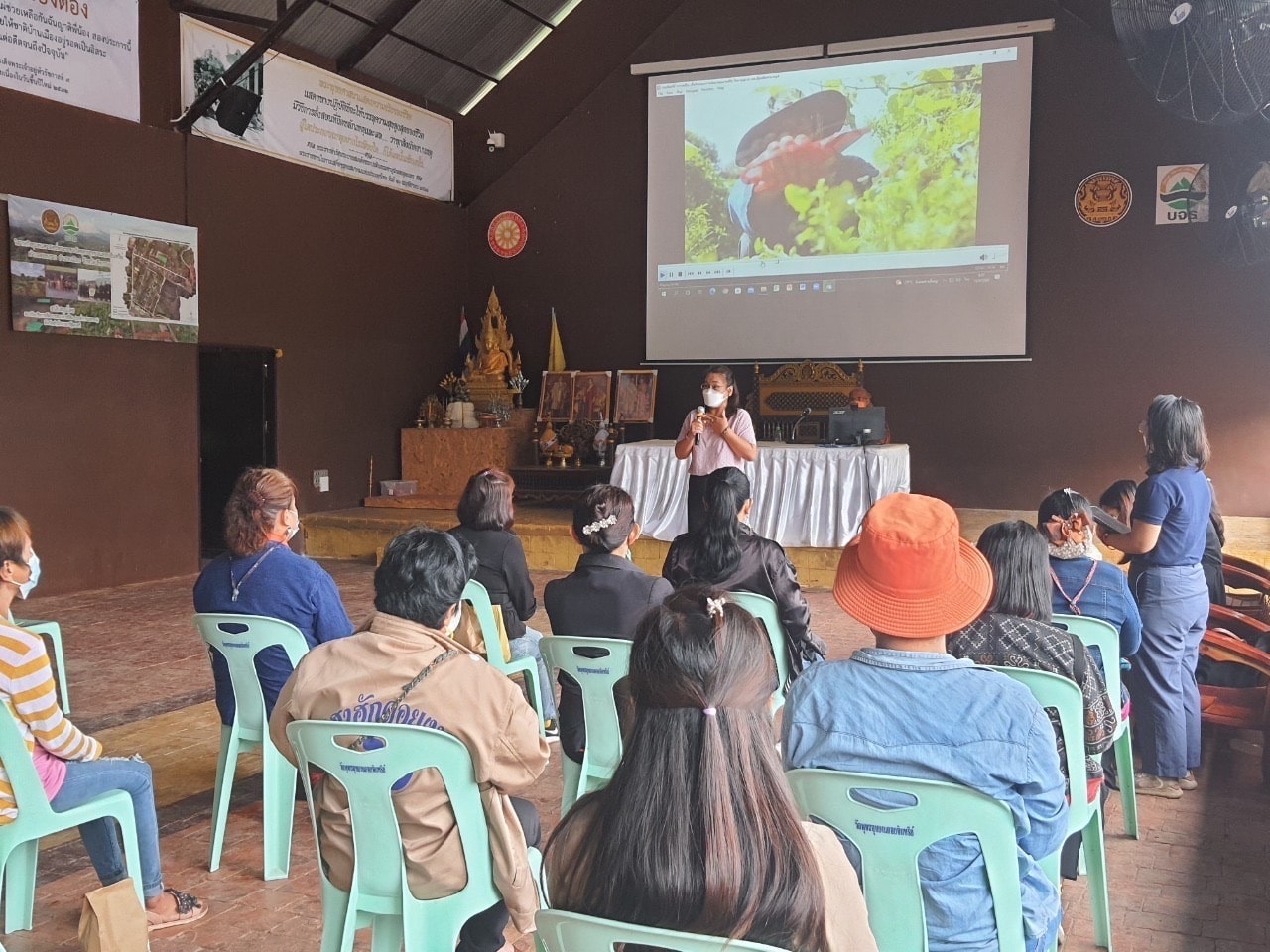 การติดตามการดำเนินงานโครงการ​พัฒนาพื้นที่ต้นแบบการพัฒนาคุณภาพชีวิตตามหลักทฤษฎีใหม่ ประยุกต์สู่ “โคก หนอง นา โมเดล” จังหวัดเชียงราย