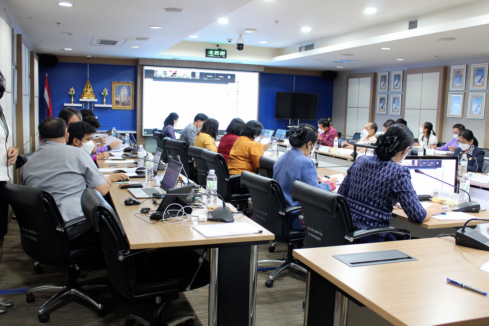 อธิบดีกรมการพัฒนาชุมชน เป็นประธานการประชุมคณะกรรมการบริหารกองทุนพัฒนาเด็กชนบทส่วนกลาง