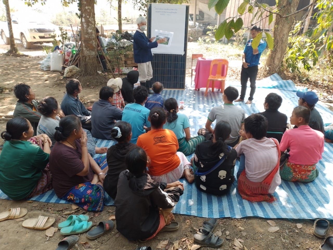 โครงการนำร่องการส่งเสริมและพัฒนาอาชีพตามแนวทางหลักปรัชญาของเศรษฐกิจพอเพียง บ้านไล่โว่ – สาละวะ กาญจนบุรี