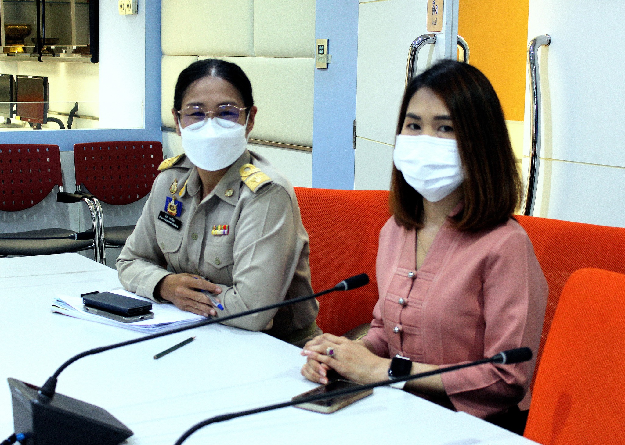 นางสาวนิภา ทองก้อน ผู้อำนวยการสำนักเสริมสร้างความเข้มแข็งชุมชนเข้าร่วมประชุม “คณะกรรมการบริหารกองทุนคุ้มครองเด็ก ครั้งที่ 3/2566 ผ่านระบบประชุมทางไกล Zoom Cloud Meeting”