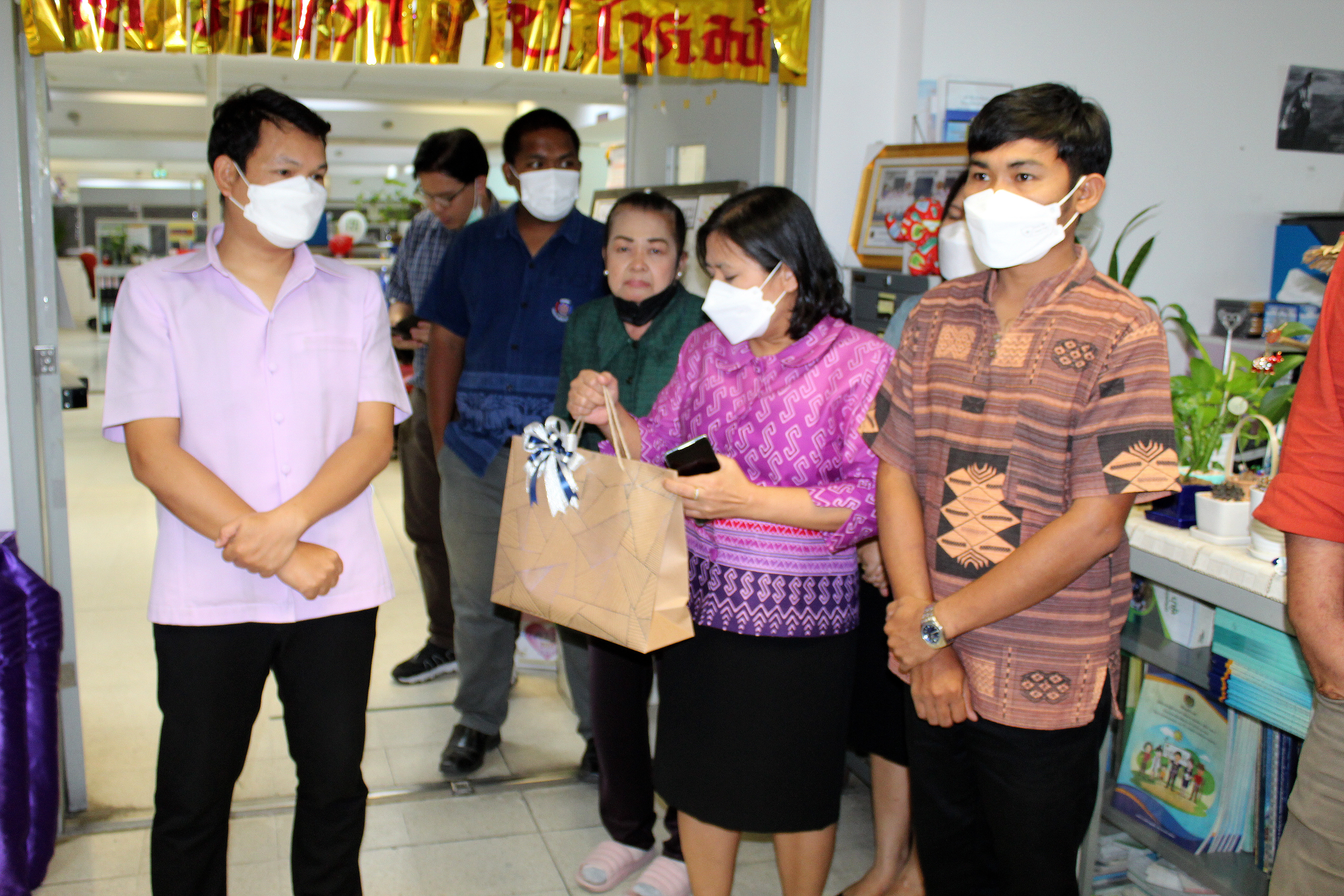 ร่วมแสดงความยินดี