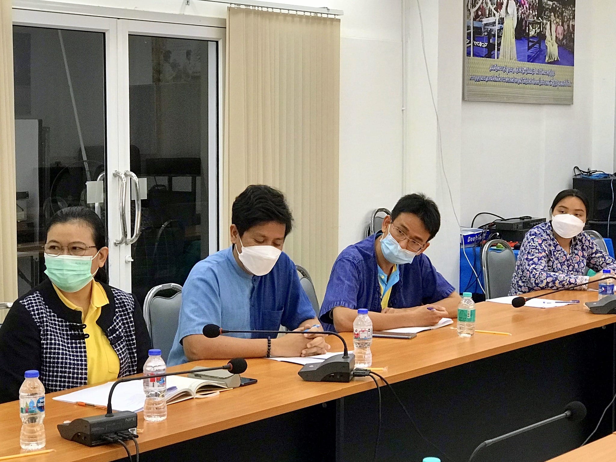 ลงพื้นที่ติดตามผลการดำเนินงานการขับเคลื่อนโครงการพัฒนาหมู่บ้านเศรษฐกิจพอเพียง ประจำปีงบประมาณ พ.ศ. 2566