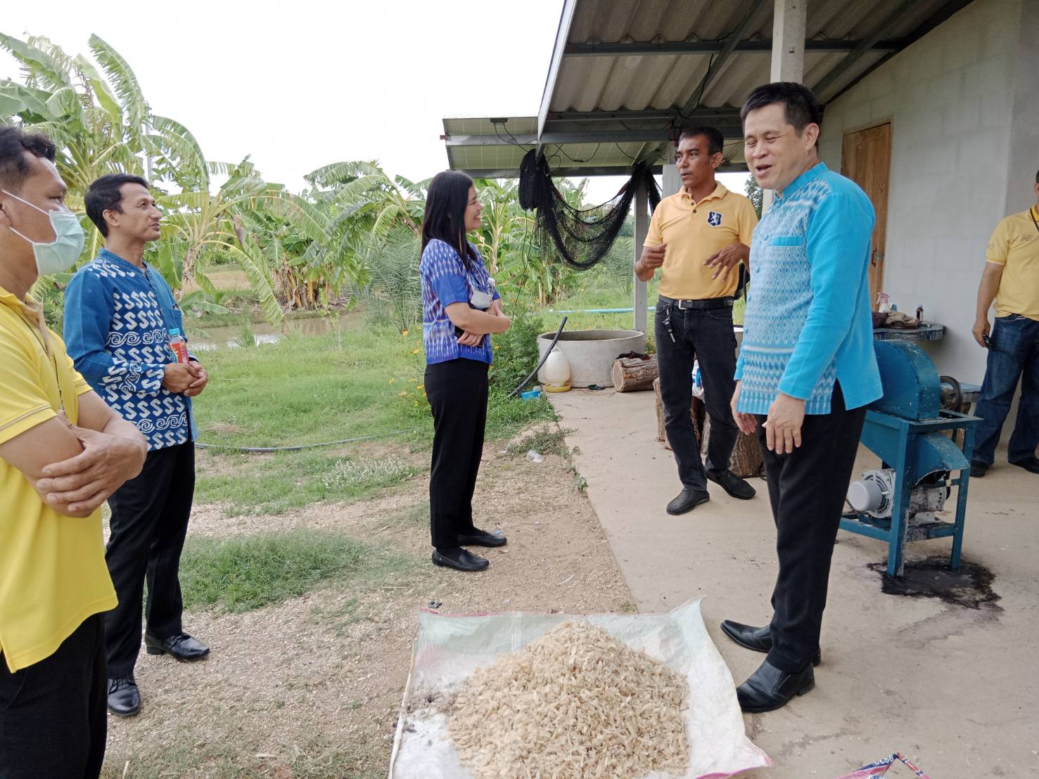 ลงพื้นที่ติดตามผลการดำเนินงานการขับเคลื่อนการดำเนินงานศูนย์ผู้นำจิตอาสาพัฒนาชุมชนภายใต้กิจกรรมสร้างศักยภาพการดำเนินงานศูนย์ผู้นำจิตอาสาพัฒนาชุมชน กิจกรรมหลัก : พัฒนาหมู่บ้านเศรษฐกิจพอเพียง