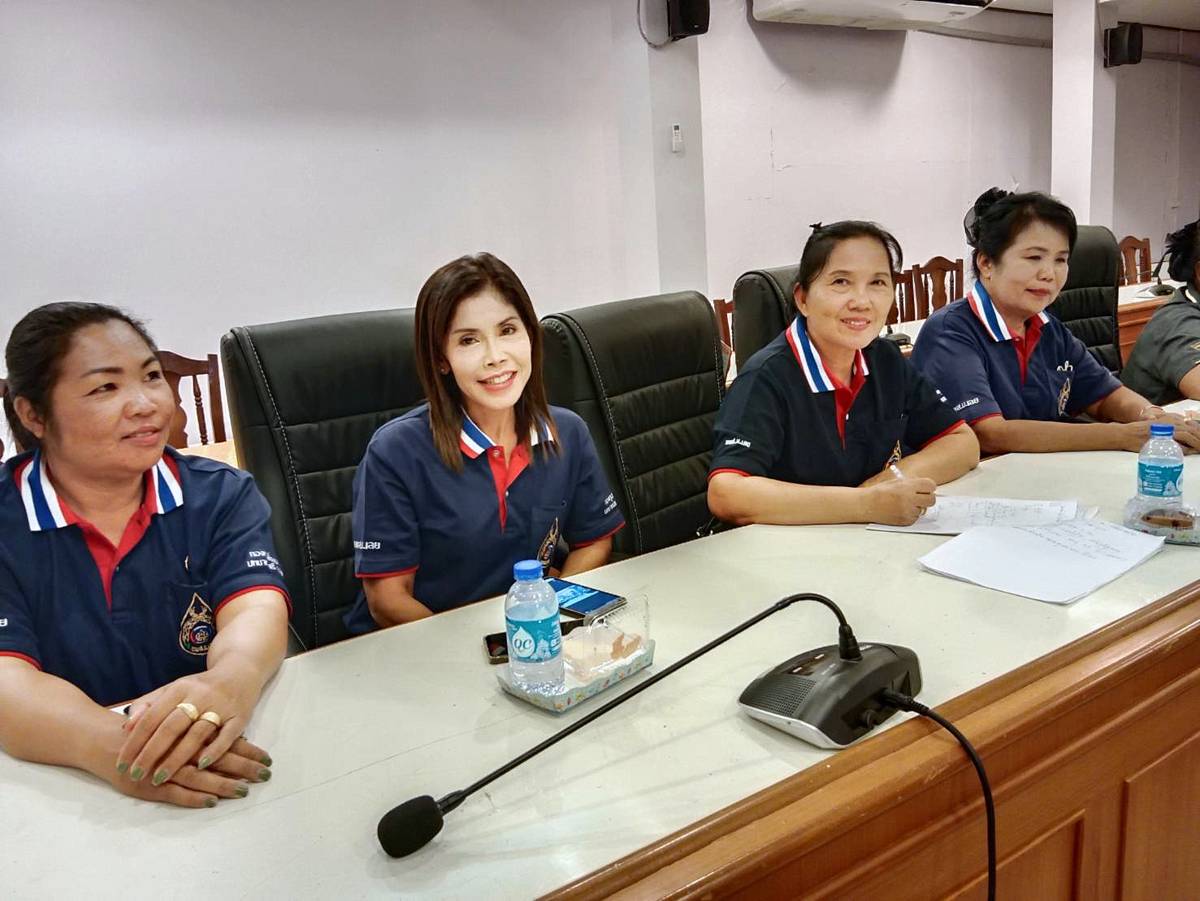 กรมการพัฒนาชุมชน สนับสนุนการดำเนินงาน “ขับเคลื่อนการขจัดความยากจน” คณะกรรมการพัฒนาสตรีจังหวัดเลย