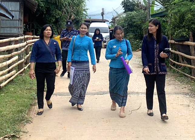 กรมการพัฒนาชุมชนสนับสนุนการดำเนินงานขับเคลื่อนการขจัดความยากจนคณะกรรมการพัฒนาสตรีจังหวัดเลย