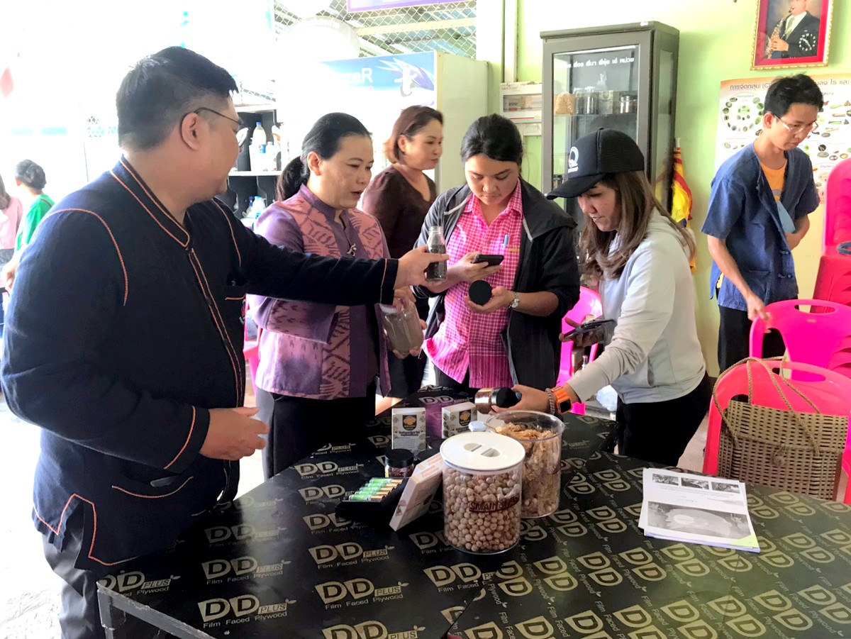 ทีมพช.ส่วนกลาง ลงพื้นที่ติดตามการขับเคลื่อนงานหมู่บ้านคนรักษ์ช้าง ภายใต้โครงการพัชรสุธาคชานุรักษ์” จังหวัดจันทบุรี