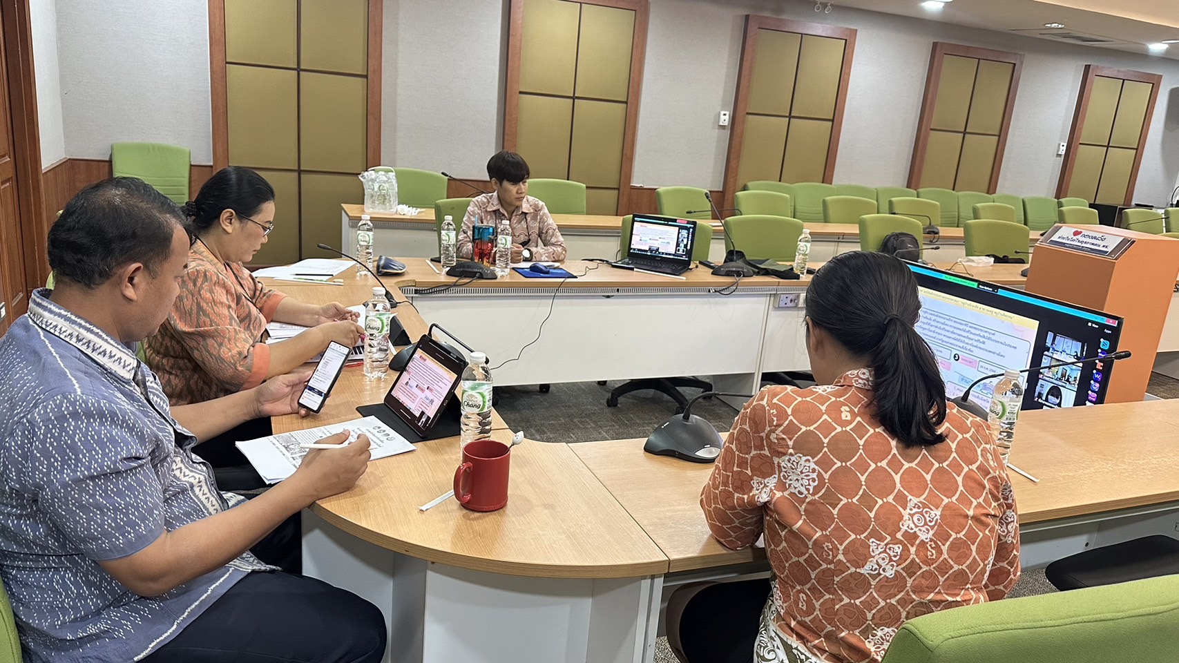 ซักซ้อมการขับเคลื่อนโครงการสร้างความปรองดองสมานฉันท์ โดยใช้หลักธรรมทางพระพุทธศาสนา “หมู่บ้านรักษาศีล 5 ขยายผลสู่หมู่บ้านศีลธรรม”