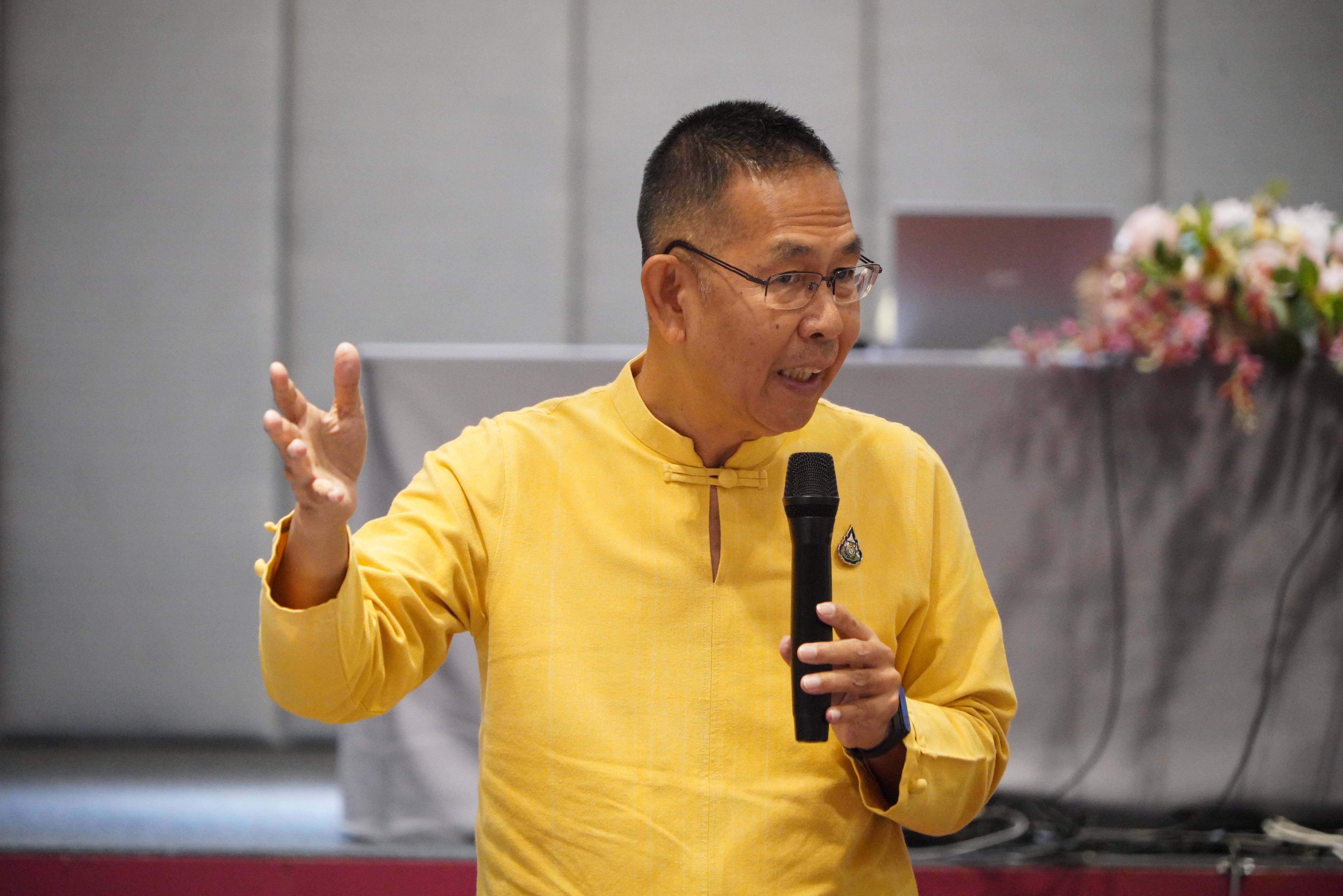 กรมการพัฒนาชุมชนจัดประชุมผู้นำองค์กรสตรีเพื่อเสริมสร้างความเข้มแข็งสตรีทุกมิติ