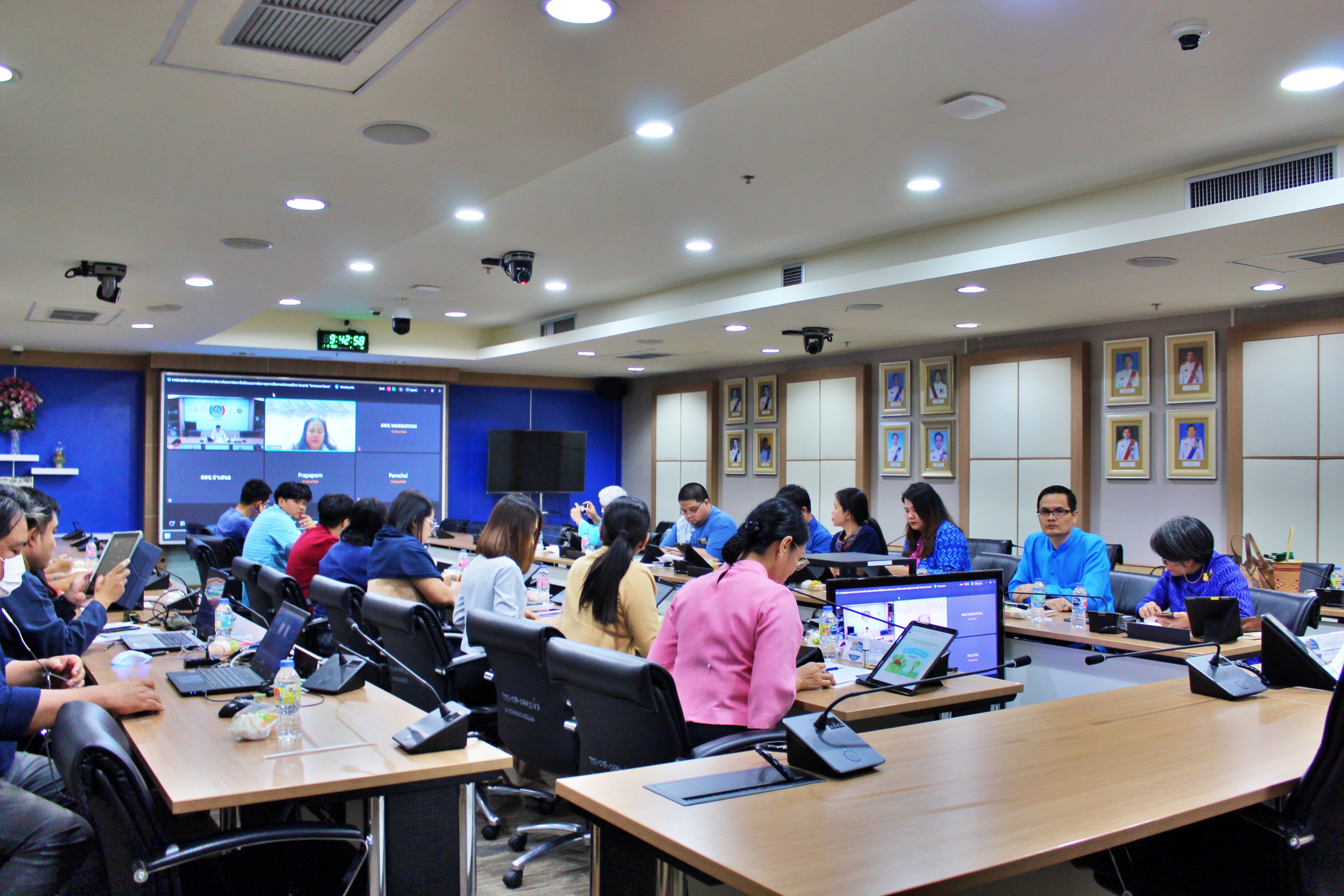 การประชุมติดตามความก้าวหน้าการดำเนินงานโครงการพัฒนาพื้นที่ต้นแบบการพัฒนาคุณภาพชีวิตตามหลักทฤษฎีใหม่ประยุกต์สู่ “โคก หนอง นา โมเดล” กิจกรรมที่ ๗ สร้างระบบโปรแกรมและระบบฐานข้อมูลพัฒนาระบบ Digital รองรับ Local Economy ครั้งที่ 2/2566