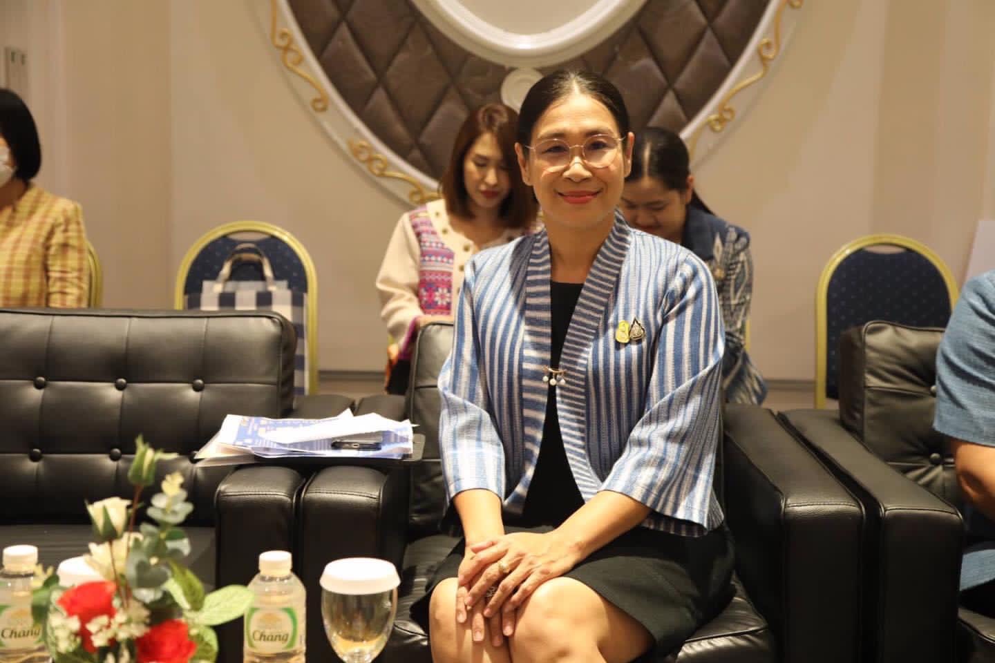 การประชุมเชิงปฏิบัติการพัฒนาศักยภาพเครือข่ายศูนย์การเรียนรู้การพัฒนาคุณภาพชีวิตตามหลักทฤษฎีใหม่ ประยุกต์สู่ “โคก หนอง นา โมเดล”