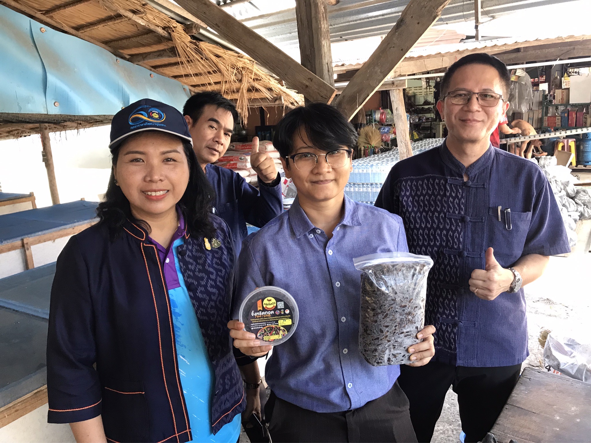 โครงการพัชรสุธาคชานุรักษ์ กิจกรรมสนับสนุนการพัฒนาหมู่บ้านคนรักษ์ช้าง จังหวัดชลบุรี