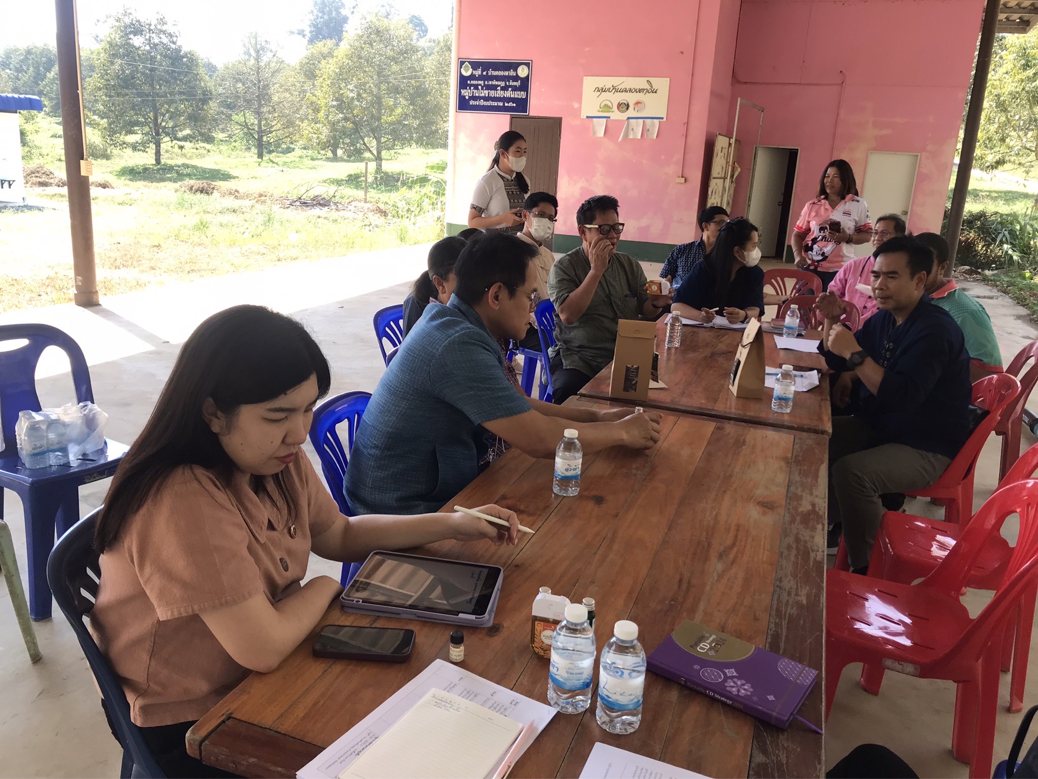 โครงการพัชรสุธาคชานุรักษ์ กิจกรรมสนับสนุนการพัฒนาหมู่บ้านคนรักษ์ช้าง จังหวัดจันทบุรี
