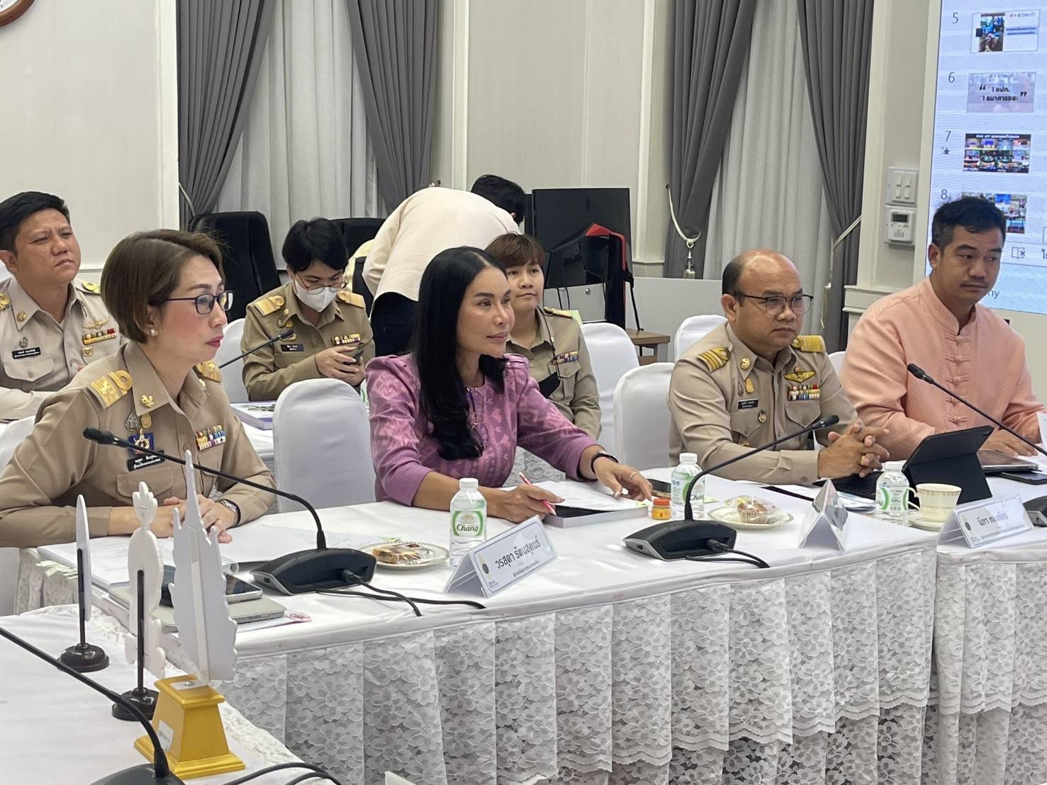 ประชุมหารือคณะทำงานสมาคมแม่บ้านมหาดไทยและสมาคมแม่บ้านตำรวจ เพื่อขับเคลื่อนบันทึกข้อตกลงความร่วมมือ โครงการบ้านนี้มีรัก ปลูกผักกินเอง การคัดแยกขยะในครัวเรือน การขับเคลื่อนธนาคารขยะฯ