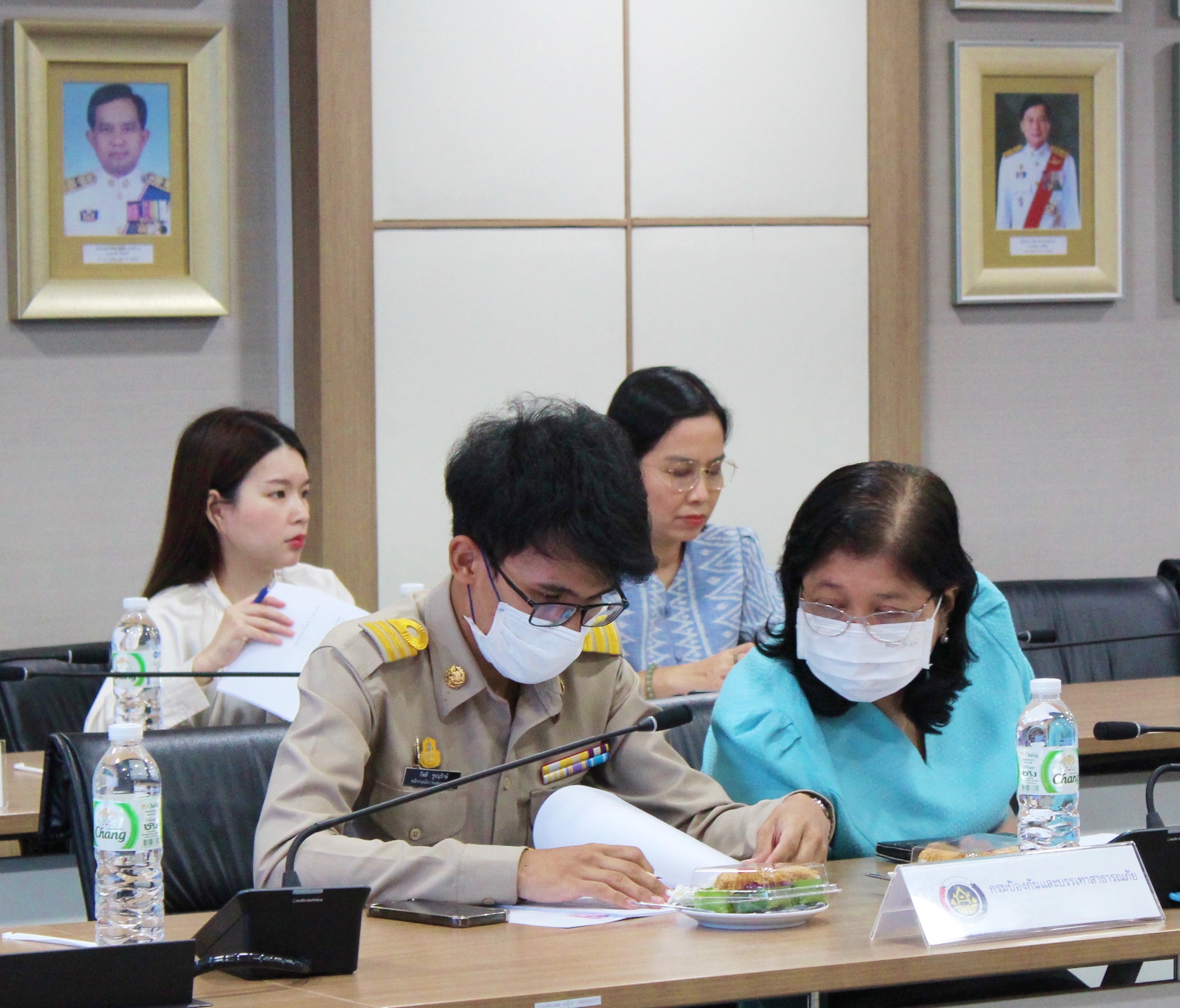 ประชุมคณะกรรมการอำนวยการทอดผ้าป่าสมทบกองทุนพัฒนาเด็กชนบทฯ
