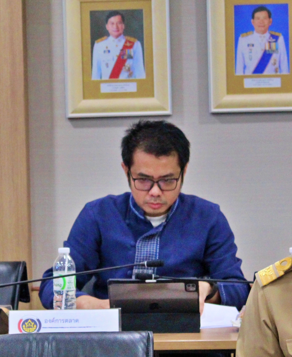 ประชุมคณะกรรมการอำนวยการทอดผ้าป่าสมทบกองทุนพัฒนาเด็กชนบทฯ