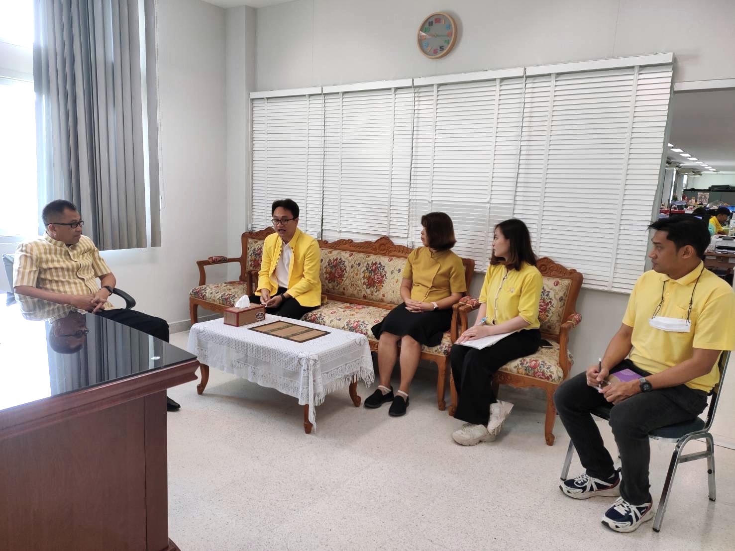 กรมการพัฒนาชุมชน กระทรวงมหาดไทย ร่วมกับ มูลนิธิป่อเต็กตึ๊ง ลงพื้นที่เพื่อจัดเก็บข้อมูลครัวเรือนยากจนเป้าหมาย อำเภอเสาไห้ จังหวัดสระบุรี