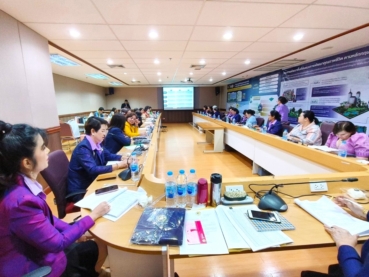 ประชุมคณะกรรมการสมาคมผู้นำสตรีพัฒนาชุมชนไทยครั้งที่1/ 2567