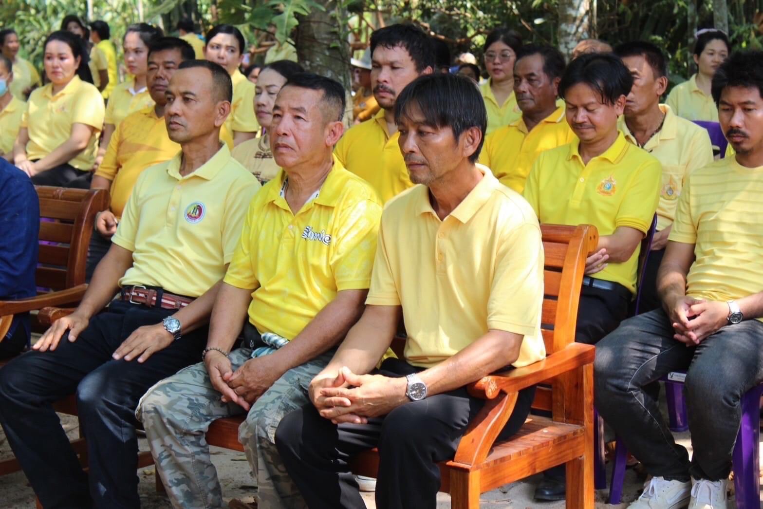 พช.จันทบุรี จัดกิจกรรมขยายผลการพัฒนาพื้นที่ต้นแบบการพัฒนาคุณภาพชีวิตตามหลักทฤษฎีใหม่ ประยุกต์สู่ “โคก หนอง นา” เฉลิมพระเกียรติพระบาทสมเด็จพระเจ้าอยู่หัว ณ อำเภอขลุง