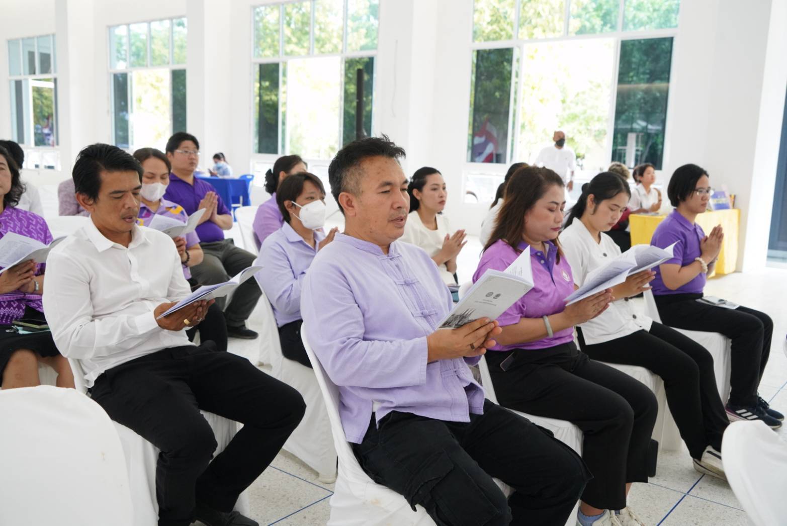 พช. ร่วมพิธีเจริญพระพุทธมนต์ เจริญจิตภาวนา ถวายพระพรชัยมงคล แด่สมเด็จพระนางเจ้า ฯ พระบรมราชินี