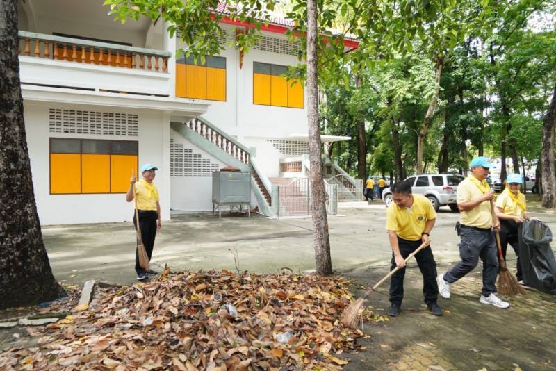 พช.ร่วมกิจกรรม “รวมพลังสร้างสัปปายะสู่วัดด้วยวิถี 5 ส” (Big Cleaning Day) เฉลิมพระเกียรติ สมเด็จพระนางเจ้า ฯ พระบรมราชินี