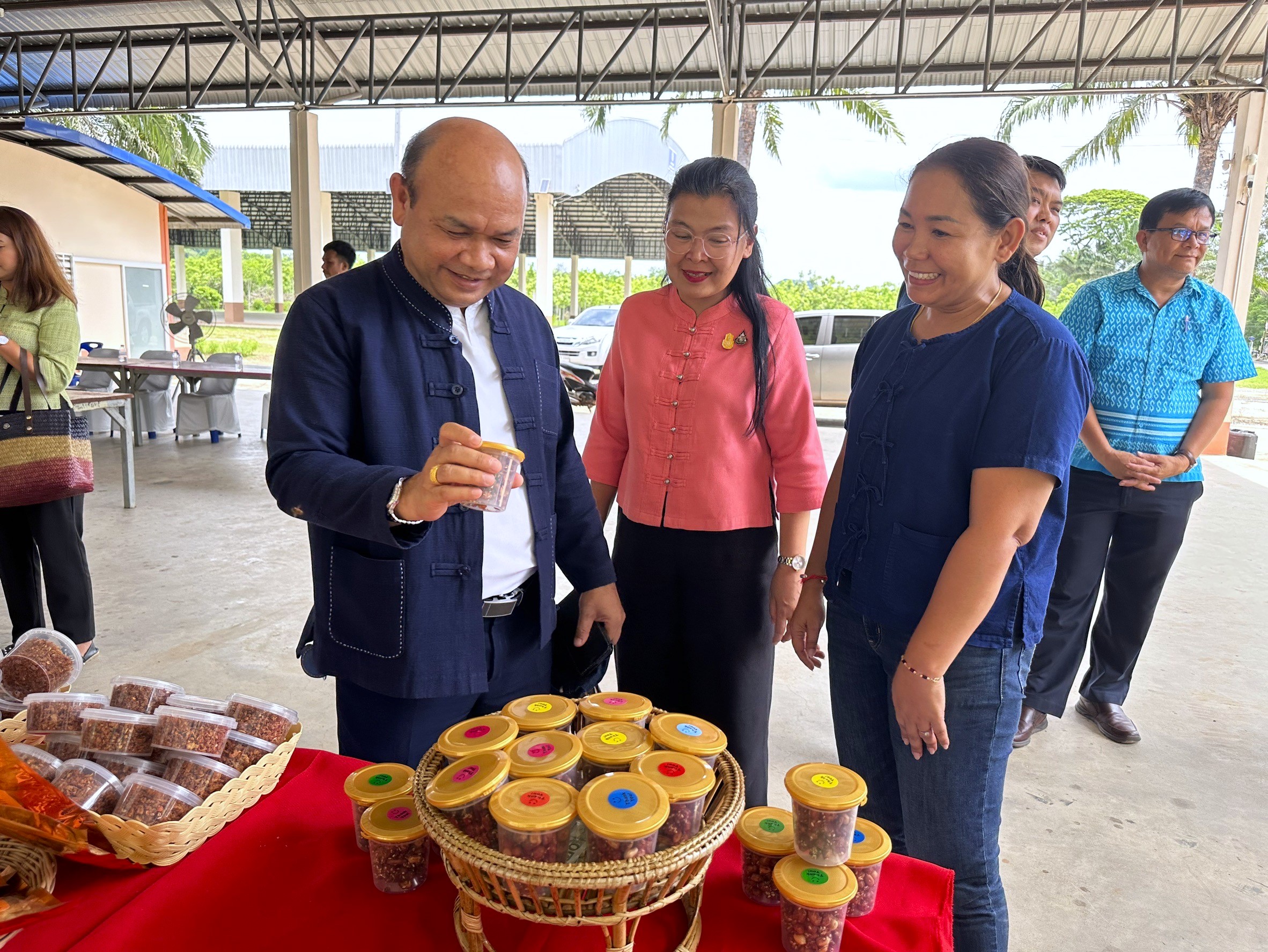 พช. โดยสำนักเสริมสร้างความเข้มแข็งชุมชน ลงพื้นที่เพื่อติดตามผลดำเนินงาน สนับสนุนการพัฒนาหมู่บ้านคนรักษ์ช้าง