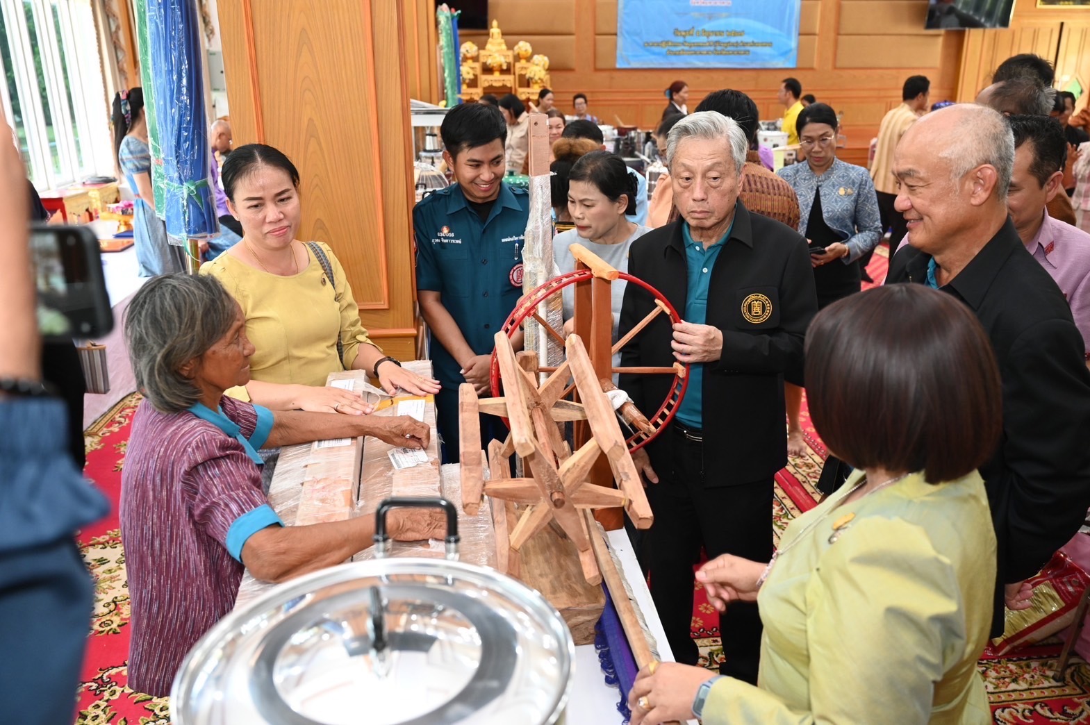 กรมการพัฒนาชุมชน ร่วมกับ มูลนิธิป่อเต็กตึ๊ง สร้างความมั่นคงด้านอาชีพเพื่อแก้ปัญหาความยากจน ระยะที่ 3 ภาคตะวันออกเฉียงเหนือ พื้นที่จังหวัดมหาสารคาม