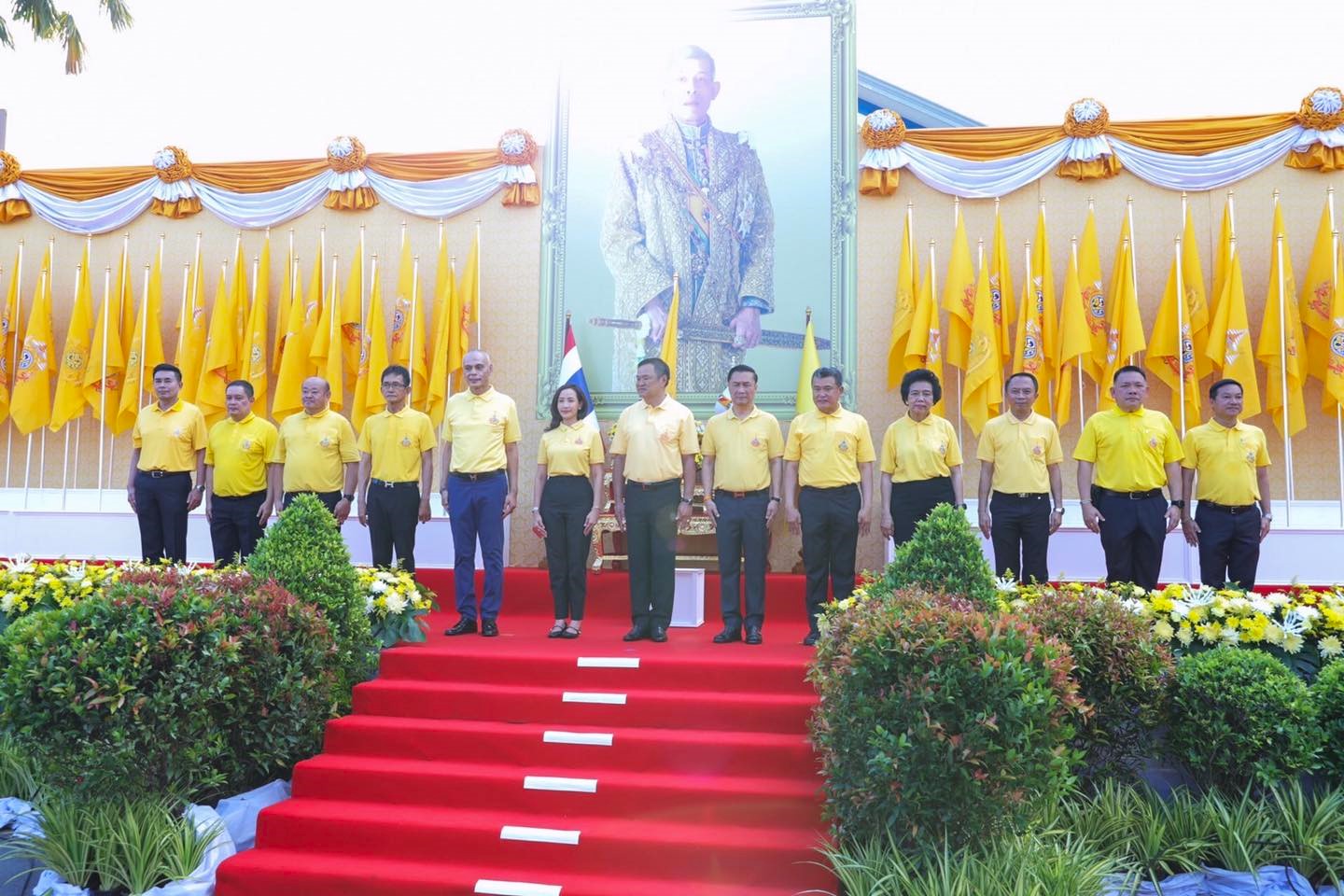 กรมการพัฒนาชุมชน ร่วมพิธีรับมอบธงตราสัญลักษณ์งานเฉลิมพระเกียรติพระบาทสมเด็จพระเจ้าอยู่หัว เนื่องในโอกาสพระราชพิธีมหามงคลเฉลิมพระชนมพรรษา 6 รอบ 28 กรกฎาคม 2567