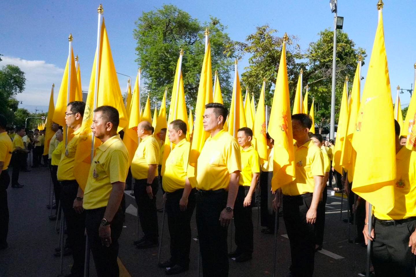 กรมการพัฒนาชุมชน ร่วมพิธีรับมอบธงตราสัญลักษณ์งานเฉลิมพระเกียรติพระบาทสมเด็จพระเจ้าอยู่หัว เนื่องในโอกาสพระราชพิธีมหามงคลเฉลิมพระชนมพรรษา 6 รอบ 28 กรกฎาคม 2567