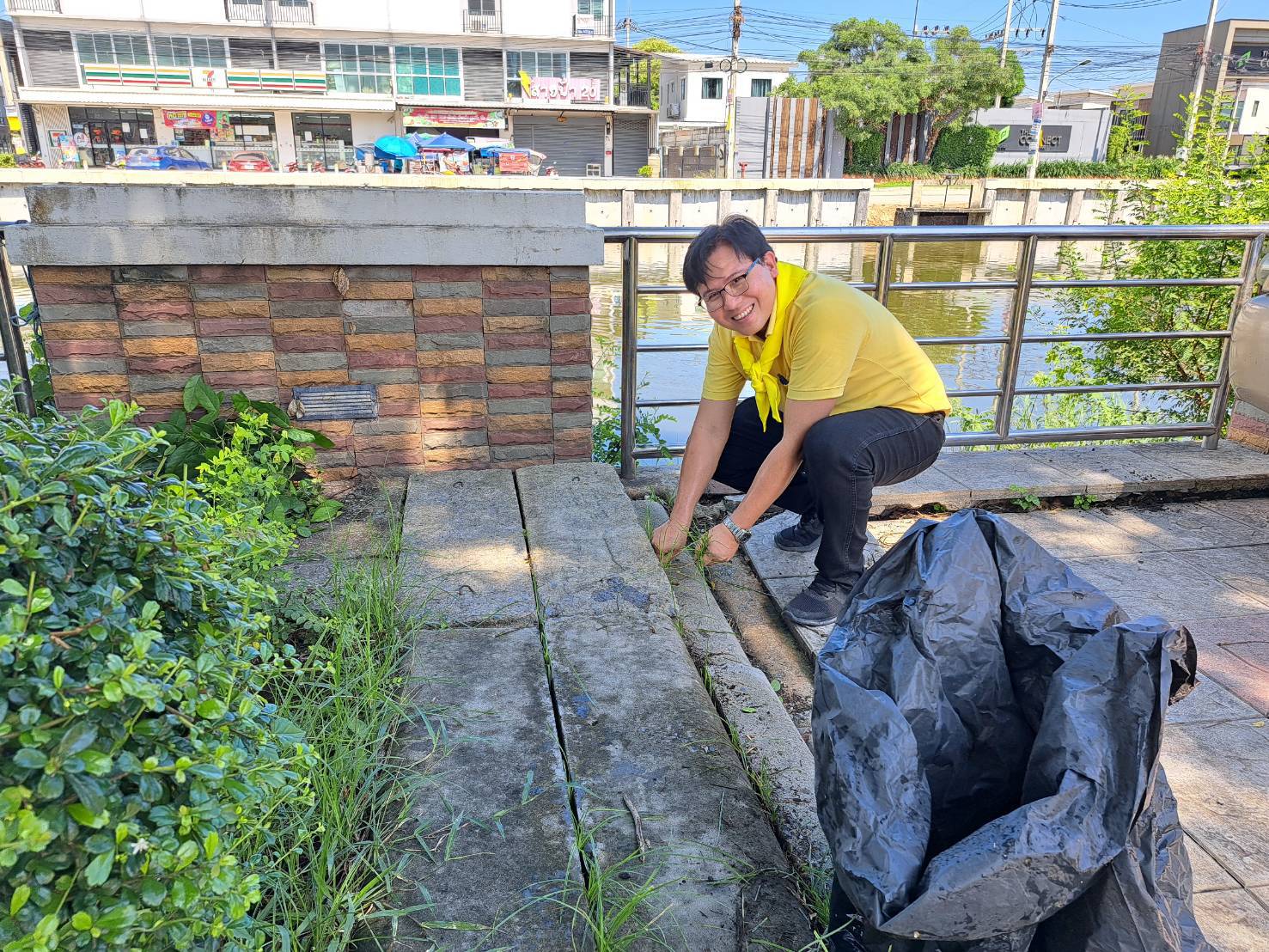พช.ร่วมกิจกรรม “รวมพลังสร้างสัปปายะสู่วัดด้วยวิถี 5 ส” (Big Cleaning Day)