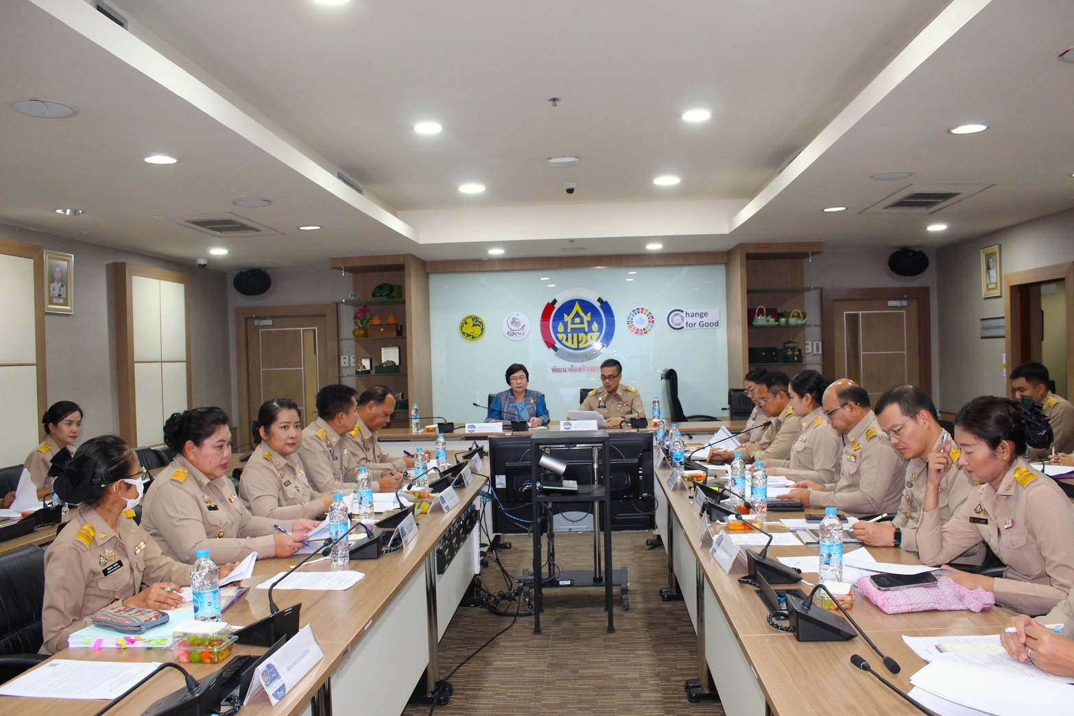 พช. จัดประชุมเตรียมความพร้อมการตรวจประเมินศักยภาพศูนย์เรียนรู้การพัฒนาคุณภาพชีวิตตามหลักทฤษฎีใหม่ ประยุกต์สู่ “โคก หนอง นา” สู่ความยั่งยืน