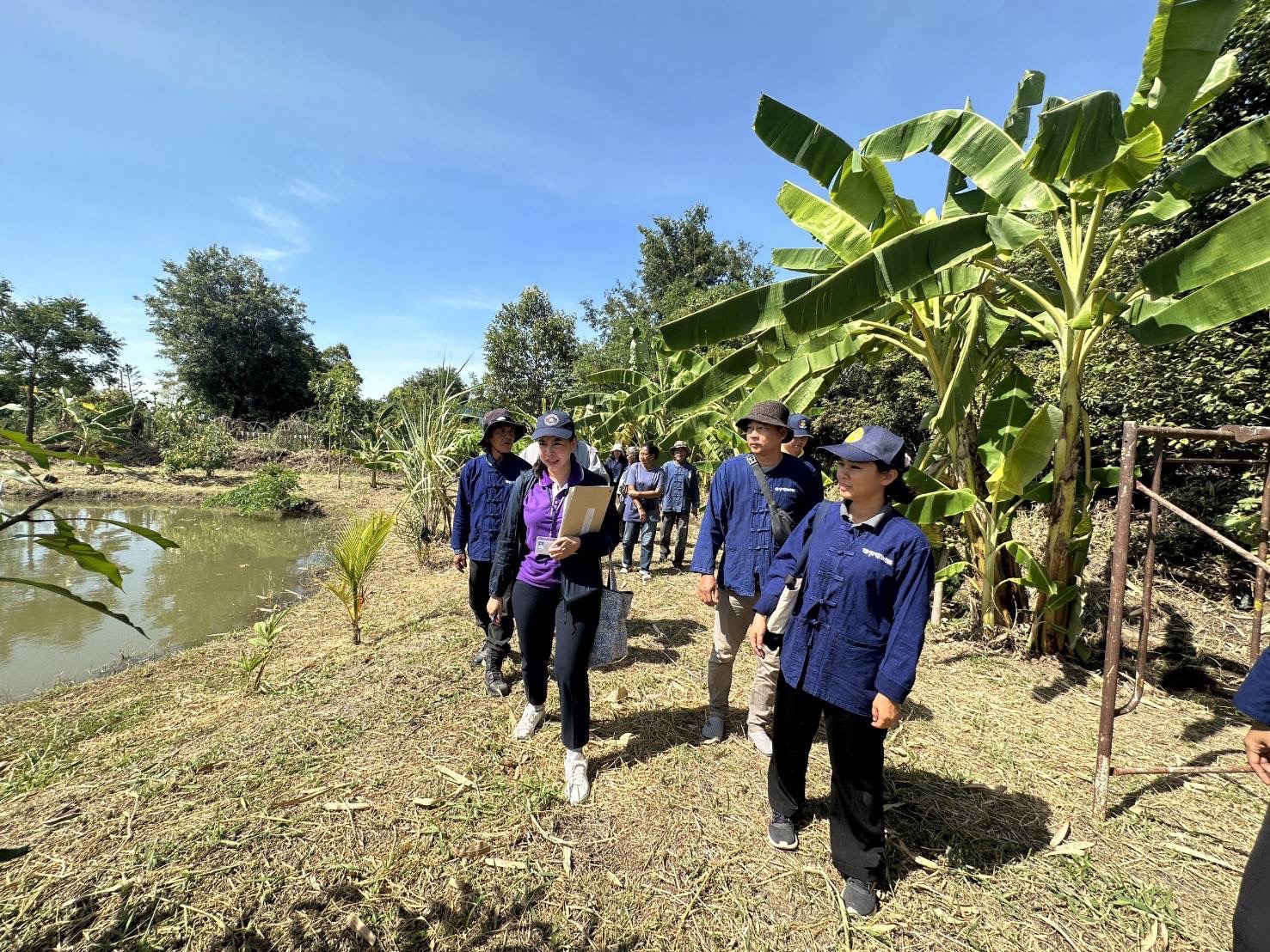 🌾 พช. ลงพื้นที่ตรวจสอบผลสัมฤทธิ์และประสิทธิภาพการดำเนินงานโครงการพัฒนาหมู่บ้านเศรษฐกิจพอเพียง 🌾
