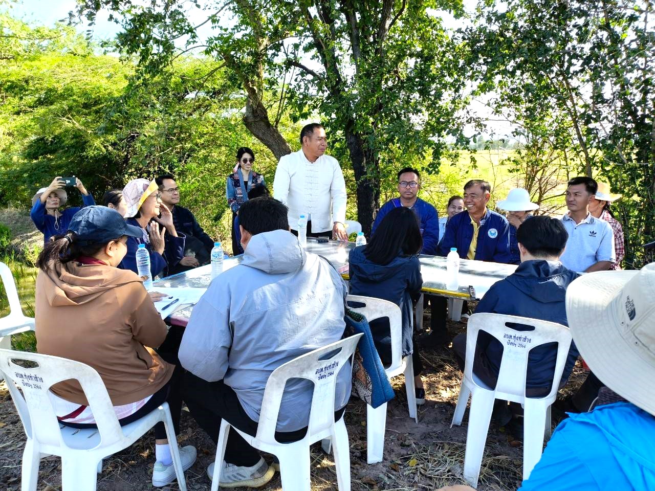 🥦สำนักเสริมสร้างความเข้มแข็งชุมชน ร่วมกับสำนักงานการตรวจเงินแผ่นดิน ลงพื้นที่ติดตามการตรวจสอบผลสัมฤทธิ์และประสิทธิภาพการดำเนินงานโครงการพัฒนาหมู่บ้านเศรษฐกิจพอเพียงพื้นที่จังหวัดลพบุรี