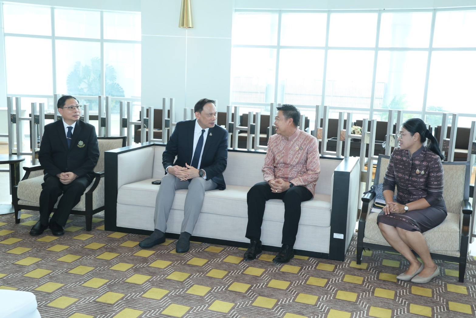 กรมการพัฒนาชุมชน ร่วมลงนาม “บันทึกข้อตกลงความร่วมมือ โครงการบ้านห่วงใยจากใจ GLO ประจำปี 2568”